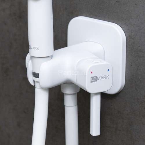 Смеситель Lemark Solo LM7165MW с гигиеническим душем, встраиваемый