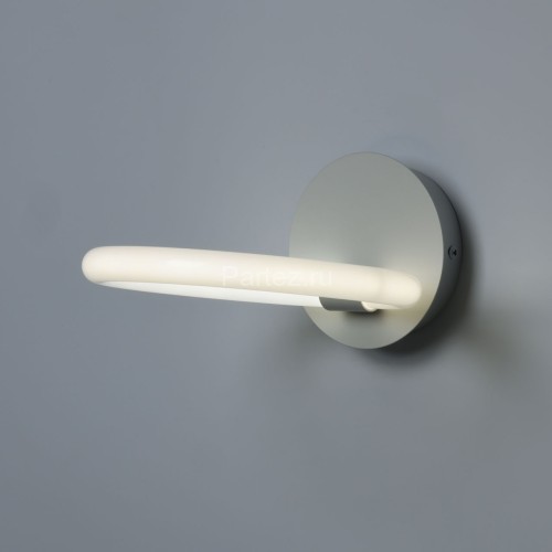 Настенный светильник DeMarkt 312024101