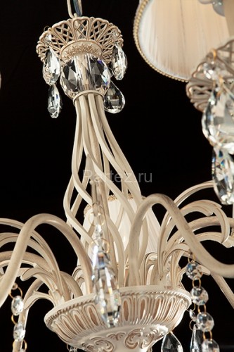 Подвесная люстра Eurosvet 3637/7 белый с золотом