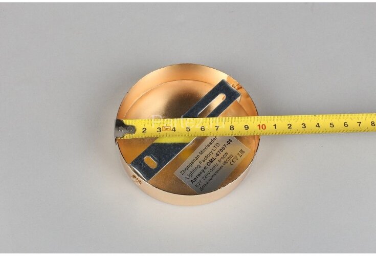 Потолочная люстра Omnilux OML-67007-06