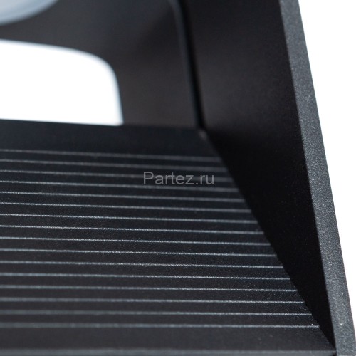 Настенный светильник Arte Lamp A1423AP-1BK