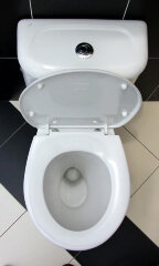 Унитаз-компакт Jika LYRA напольный, нижний подвод воды, косой выпуск (8.2423.4.000.242.9)