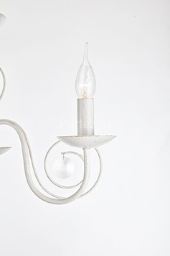 Подвесная люстра Eurosvet 60018/3 белый с золотом