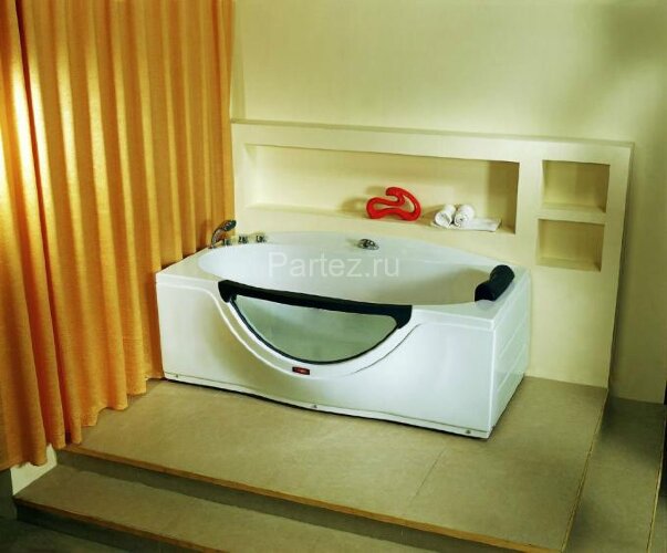 Ванна акриловая Loranto 1680*900*680 без г/м (в разборе,смеситель,сифон,подголовник,душ лейка и кас